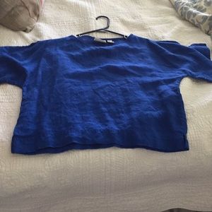 Loose fit linen top , cropped